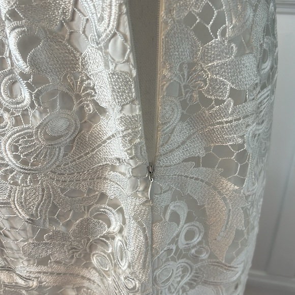 White Lace size 8 Likely women’s Dress - Picture 9 of 11
